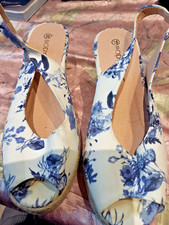 Paar damenschuhe riemensandale gebraucht kaufen  Beindersheim, Heuchelheim, Kleinniedesh