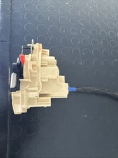 Serratura sportello ant usato Serratura sportello ant usato  Niscemi