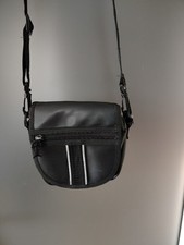 Kleine umhängetasche schwarz gebraucht kaufen  Bremen