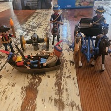 Conjunto Playmobil Western 5249 carrinho de munição puxado por cavalo canhão de cavalaria adicionado 2 índios comprar usado Conjunto Playmobil Western 5249 carrinho de munição puxado por cavalo canhão de cavalaria adicionado 2 índios comprar usado  Enviando para Brazil