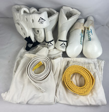 Usado, Century Karate Taekwondo Artes Marciais Branco Sparring Conjunto de Engrenagens Tamanhos Adultos comprar usado  Enviando para Brazil