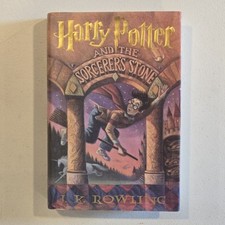 Usado, Harry Potter and the Sorcerer's Stone - J.K. Rowling HARDCOVER BOOK 1st EDITION comprar usado Usado, Harry Potter and the Sorcerer's Stone - J.K. Rowling HARDCOVER BOOK 1st EDITION comprar usado  Enviando para Brazil