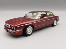 Autoart jaguar xj8 d'occasion  Éragny