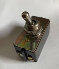 Marquardt kippschalter 0170 gebraucht kaufen Marquardt kippschalter 0170 gebraucht kaufen  Garmisch-Partenkirchen