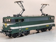 Roco locomotive 9329 d'occasion  Saint-Jean-de-Braye