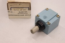 TELEMECANIQUE ZC2-JE01 Endschalter Limit Switch Kopf Drehachse ZC2JE01 OVP comprar usado  Enviando para Brazil