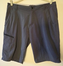 Bermuda de golfe Oakley frente plana masculina 36 cinza 11" costura interna conforto viagem  comprar usado Bermuda de golfe Oakley frente plana masculina 36 cinza 11" costura interna conforto viagem  comprar usado  Enviando para Brazil