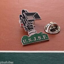 Pin folies enamel d'occasion  L'Isle-Adam