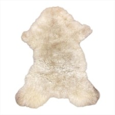 Tapete/forro de cama pequeno de pele de carneiro para animais de estimação - aprox. 66 x 55 cm comprar usado  Enviando para Brazil