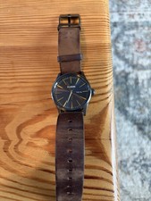 Orologio uomo nixon usato Orologio uomo nixon usato  Spedire a Italy