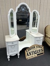 66535 lexington furniture for sale  Mount Holly