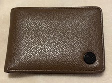 Carteira bifold masculina marrom Puma com logotipo USADA *Excelente* estado (veja fotos) comprar usado Carteira bifold masculina marrom Puma com logotipo USADA *Excelente* estado (veja fotos) comprar usado  Enviando para Brazil