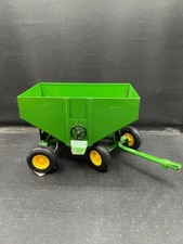 Usado, Reboque agrícola John Deere ERTL 1:16 vagão de alimentação por gravidade 4164 9011 aço prensado comprar usado  Enviando para Brazil