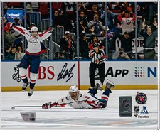 Foto assinada de Alex Ovechkin Washington Capitals 8" x 10" 895th Goal Celebration comprar usado  Enviando para Brazil