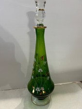 Garrafa vintage boêmia pintada à mão vidro verde pedestal com aplicativo de parada 13” comprar usado Garrafa vintage boêmia pintada à mão vidro verde pedestal com aplicativo de parada 13” comprar usado  Enviando para Brazil