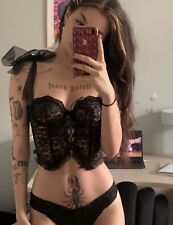 Crop top dentelle d'occasion  Vaulx-en-Velin