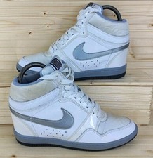 Nike shoes womens for sale  CHESTER