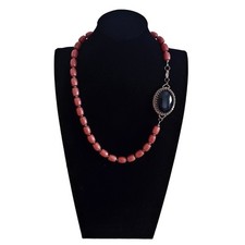 Collana rosso mattone usato  Schlanders