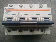 Disjoncteur poles tetra d'occasion  Rouen-