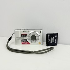 Panasonic fotocamera digitale usato Panasonic fotocamera digitale usato  Spedire a Italy