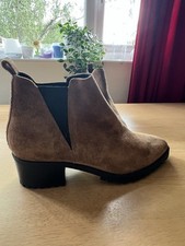 Women boots size for sale  CAMBRIDGE
