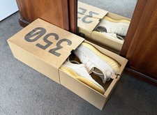yeezy boost 350 v2 9 for sale  BURTON-ON-TRENT