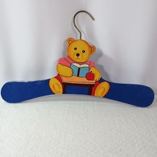 Cabide de madeira infantil urso livro de leitura maçã azul decoração quarto de bebê fofo, usado comprar usado  Enviando para Brazil