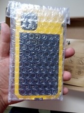 Amarelo / Preto iPhone 11 Pro Max Case NOVA CAIXA ABERTA VER FOTOS, usado comprar usado  Enviando para Brazil