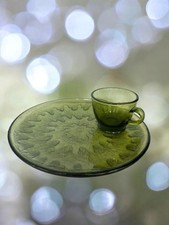 Vintage Indiana Glass Sunburst Meio Século Verde Oliva Conjunto de Uma Xícara e Prato comprar usado  Enviando para Brazil