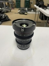 Lente Meike 35mm T2.2 MFT Cinema Prime comprar usado  Enviando para Brazil