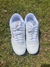 NOVO Tênis Feminino Reebok Clássico Princesa Branco Tamanho 10 comprar usado  Enviando para Brazil