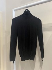 Blusa Salvatore Ferragamo preta, pequena comprar usado  Enviando para Brazil