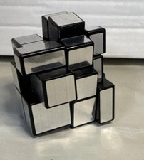 Usado, Cubo espelhado 3X3X3 dismorfismo cubo mágico velocidade prata 3D cubo quebra-cabeça para crianças comprar usado  Enviando para Brazil