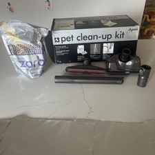 Usado, Kit de limpeza Dyson genuíno para animais de estimação não usado com caixa e bolsa Zorb completa nova limpa comprar usado Usado, Kit de limpeza Dyson genuíno para animais de estimação não usado com caixa e bolsa Zorb completa nova limpa comprar usado  Enviando para Brazil