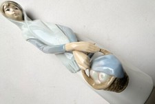 Lladro grande statuina usato  Bagnolo San Vito