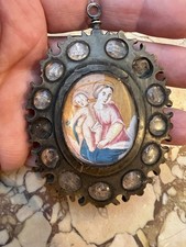 Rare pendentif reliquaire d'occasion  Savigny-sur-Orge