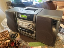 Usado, Aiwa CA-DW635 Vintage CD CASSETE BOMBOX Sem Controle Remoto  comprar usado Usado, Aiwa CA-DW635 Vintage CD CASSETE BOMBOX Sem Controle Remoto  comprar usado  Enviando para Brazil