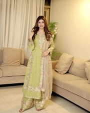 salwar kameez bollywood d'occasion salwar kameez bollywood d'occasion Expédié en Belgium
