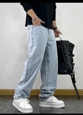 Jeans uomo usato  Cutro