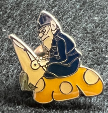 Police constable gnome for sale Police constable gnome for sale  STONEHAVEN