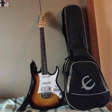 Guitarra elétrica Gio Ibanez Sunburst com estojo macio comprar usado  Enviando para Brazil