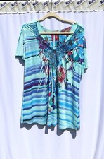 Blusa UNITY EUC feminina 1X listrada azul/rosa/renda floral/strass enfeitada comprar usado  Enviando para Brazil