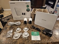 Usado, Kit com 2 câmeras Netgear Arlo sistema de câmera de segurança residencial sem fio comprar usado  Enviando para Brazil