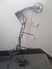 Bear species bow for sale  EDGWARE