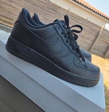 Nike air black d'occasion  Muret