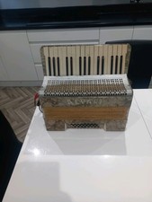 Alvari bass 31keys for sale  LOUTH