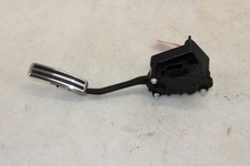 Pedal acelerador Saturn Sky linha vermelha 2007-2010 fabricante de equipamento original LN92 comprar usado  Enviando para Brazil