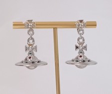 Vivienne westwood boucles usato  Spedire a Italy