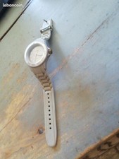 Montre quartz auriol d'occasion Montre quartz auriol d'occasion  La Gacilly