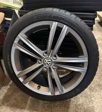 Genuine alloy wheel for sale  LONDON